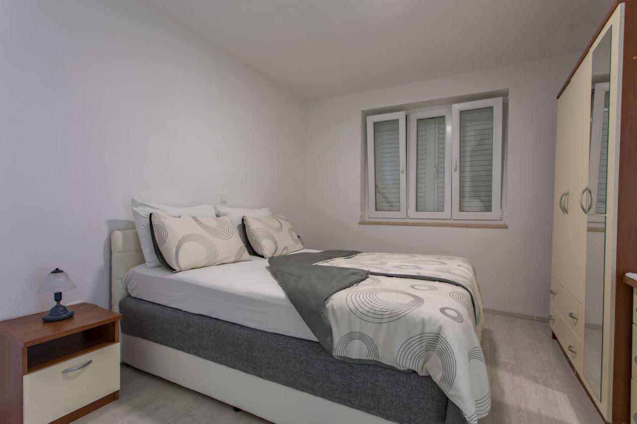Apartmani Marija Jakir ブレラ エクステリア 写真