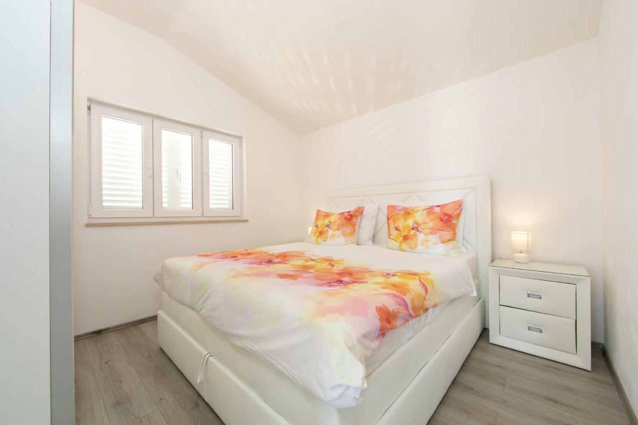 Apartmani Marija Jakir ブレラ エクステリア 写真